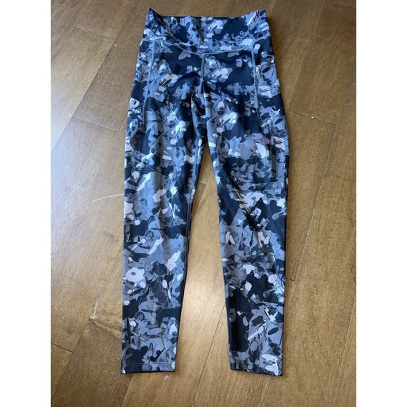 The North Face Pants - The North Face Women's Luxe Motivation Pocket 7/8 Legging Large Camo Black Gray